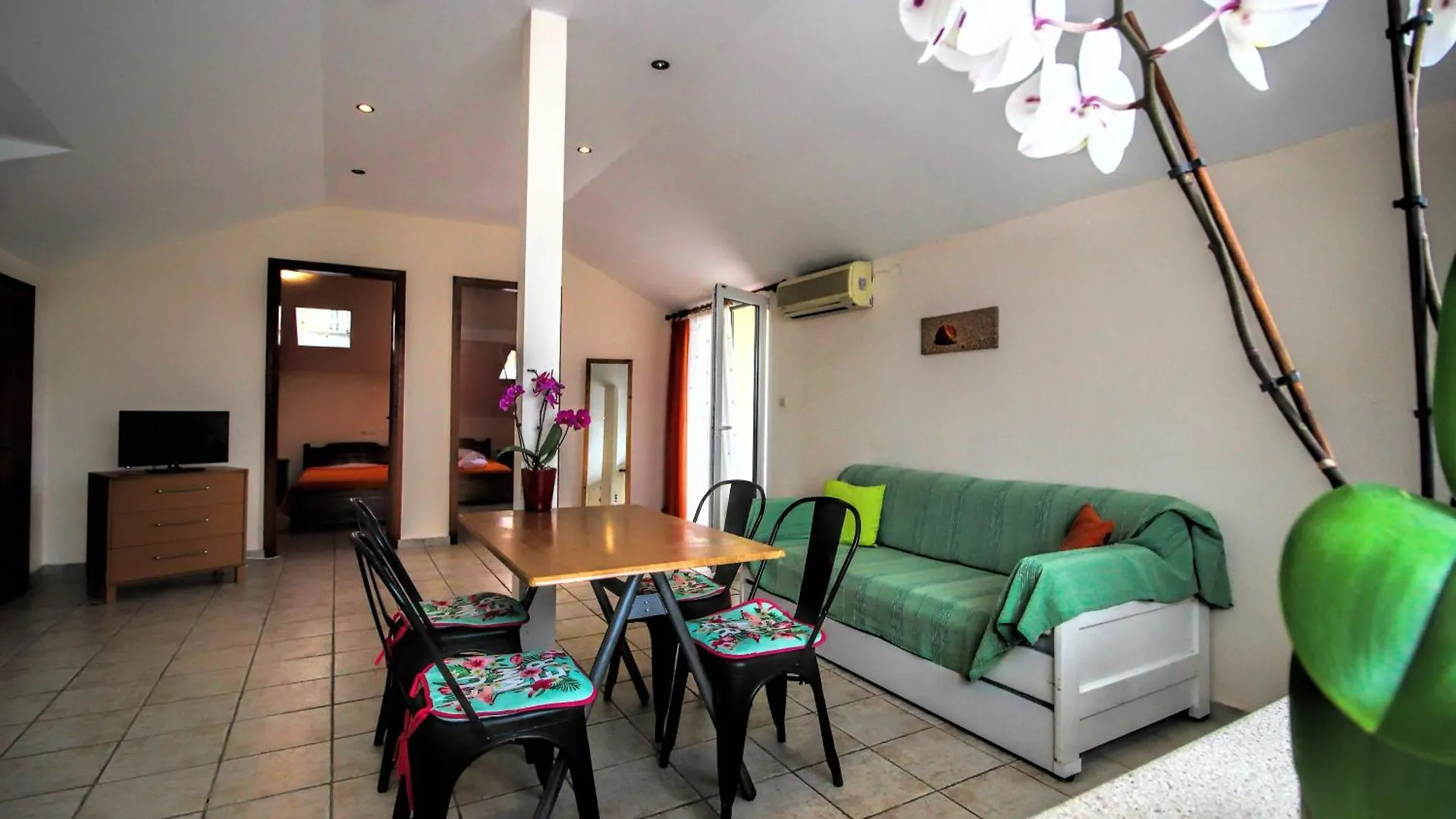 Aparthotel Golden Sun Studios Kallithea